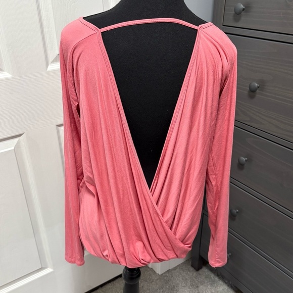 Zyia Long Sleeve - Picture 2 of 6